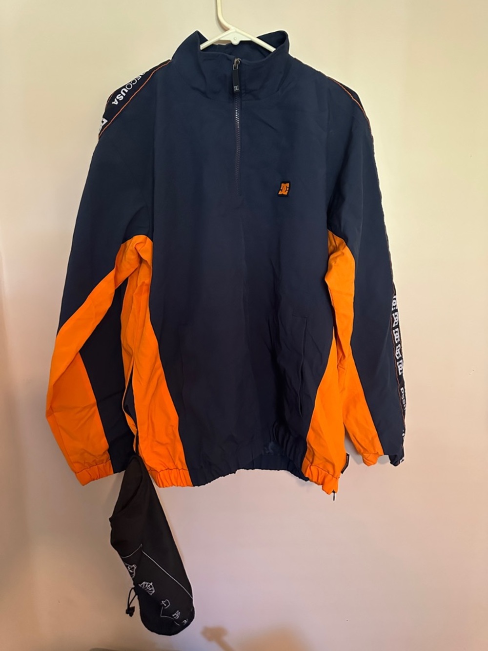 DC Transitors Collection Packable Jacket New!